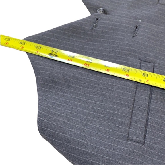 WEAR MANY WAYS Charcoal grey pinstripe vest - Picture 10 of 10